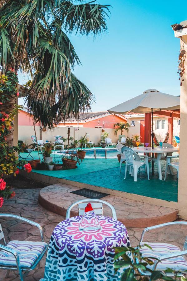 Courtesy Apartments Aruba Ораниестад Екстериор снимка