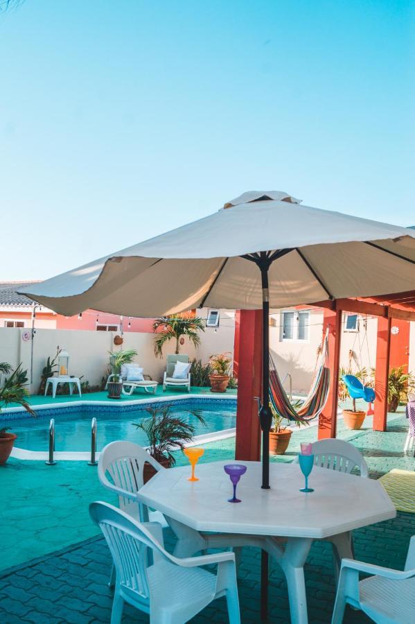 Courtesy Apartments Aruba Ораниестад Екстериор снимка